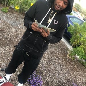 Meet your Posher, Larry